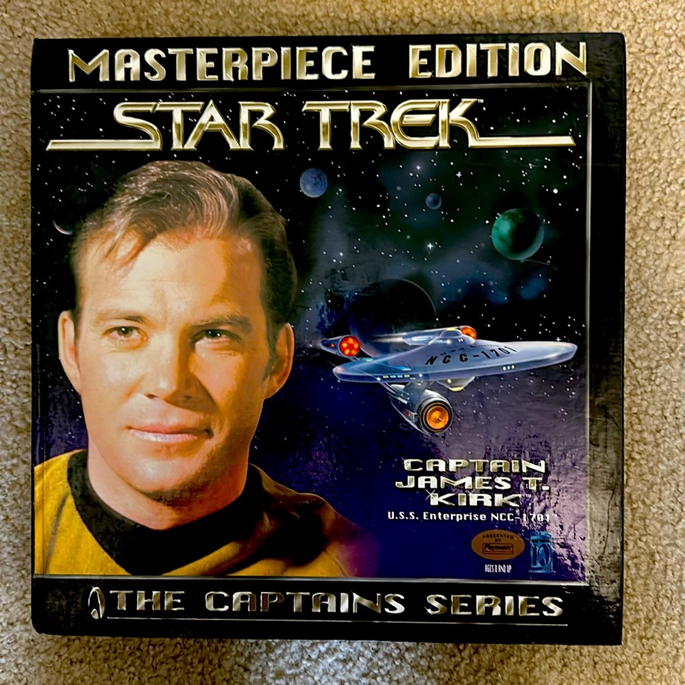 Brand new Star Trek Master Piece Collection Captain Kirk NWOT